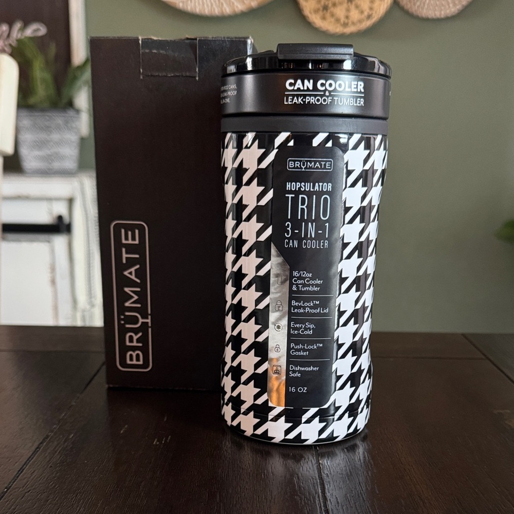 BruMate Hopsulator Trio in Houndstooth fits 12/16oz Standard Cans! New!!